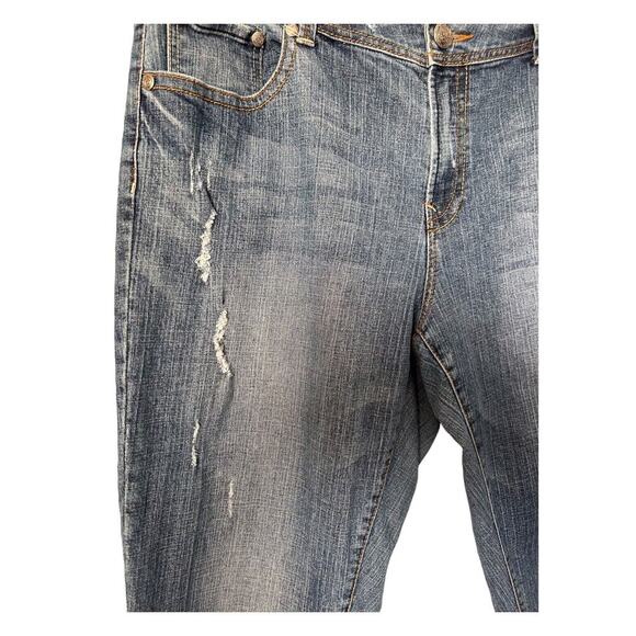 Lane Bryant Jeans Womens Size 22 Straight Leg Light Wash Tapered High Rise Denim - Picture 4 of 15